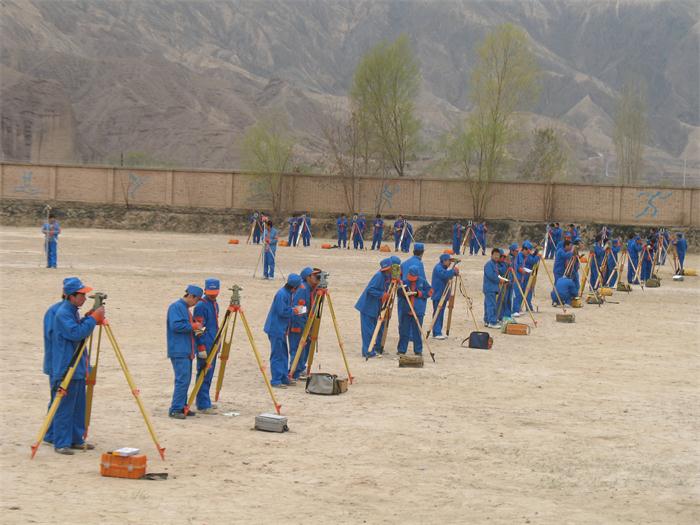 【兰州地铁学校】兰州铁路技工学校城市轨道交通与施工专业