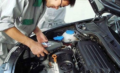 西安中专生学汽修前途好不好