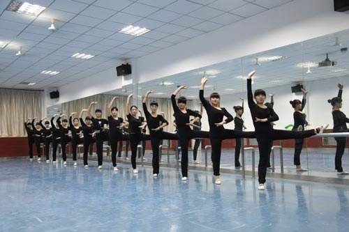 学幼师为什么要选择西安幼师学校?