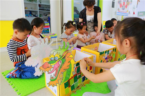 西安幼师学校为你解析陪伴孩子的重要性