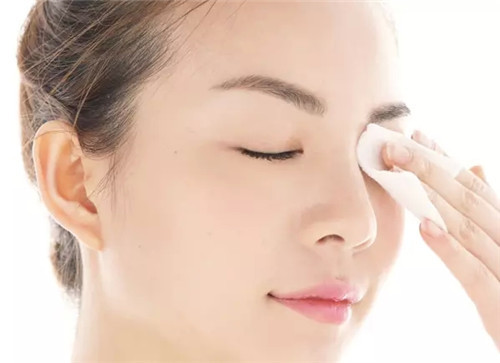 西安化妆培训学校教你一些卸妆小诀窍