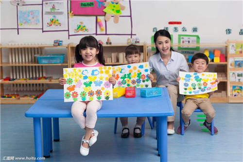 西安幼师学校帮你的孩子爱上阅读！