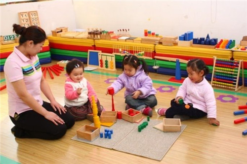 西安幼师学校:女生适合学什么专业?