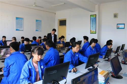 韩城市职业中等计算机专业学校计算机应用专业