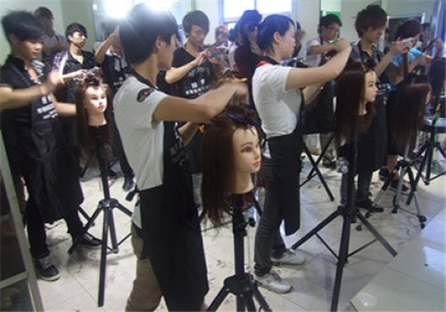 学美发到西安美发学校