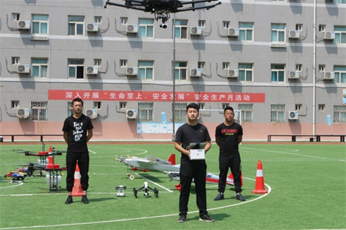 陕西工程科技高级技校无人机专业优秀学子刘茂狄