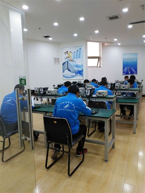 西安手机维修哪里能学?