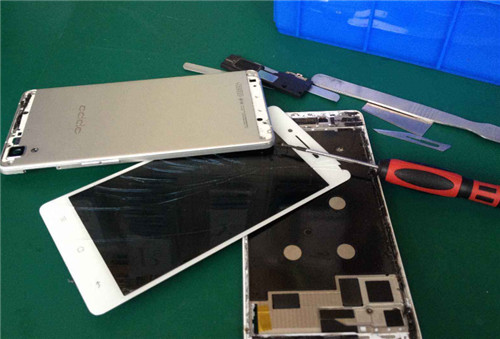 【西安手机学校】在西安30岁在学习手机维修晚不晚