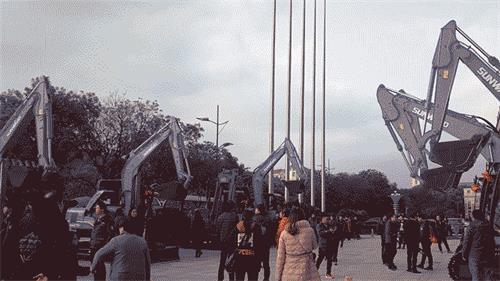 西安挖掘机学校:2019年挖掘机市场看好