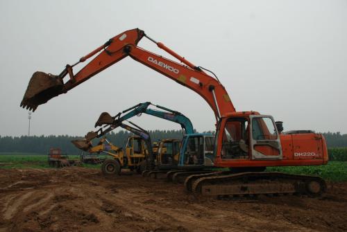 兰州挖掘机培训:学挖掘机好找工作吗