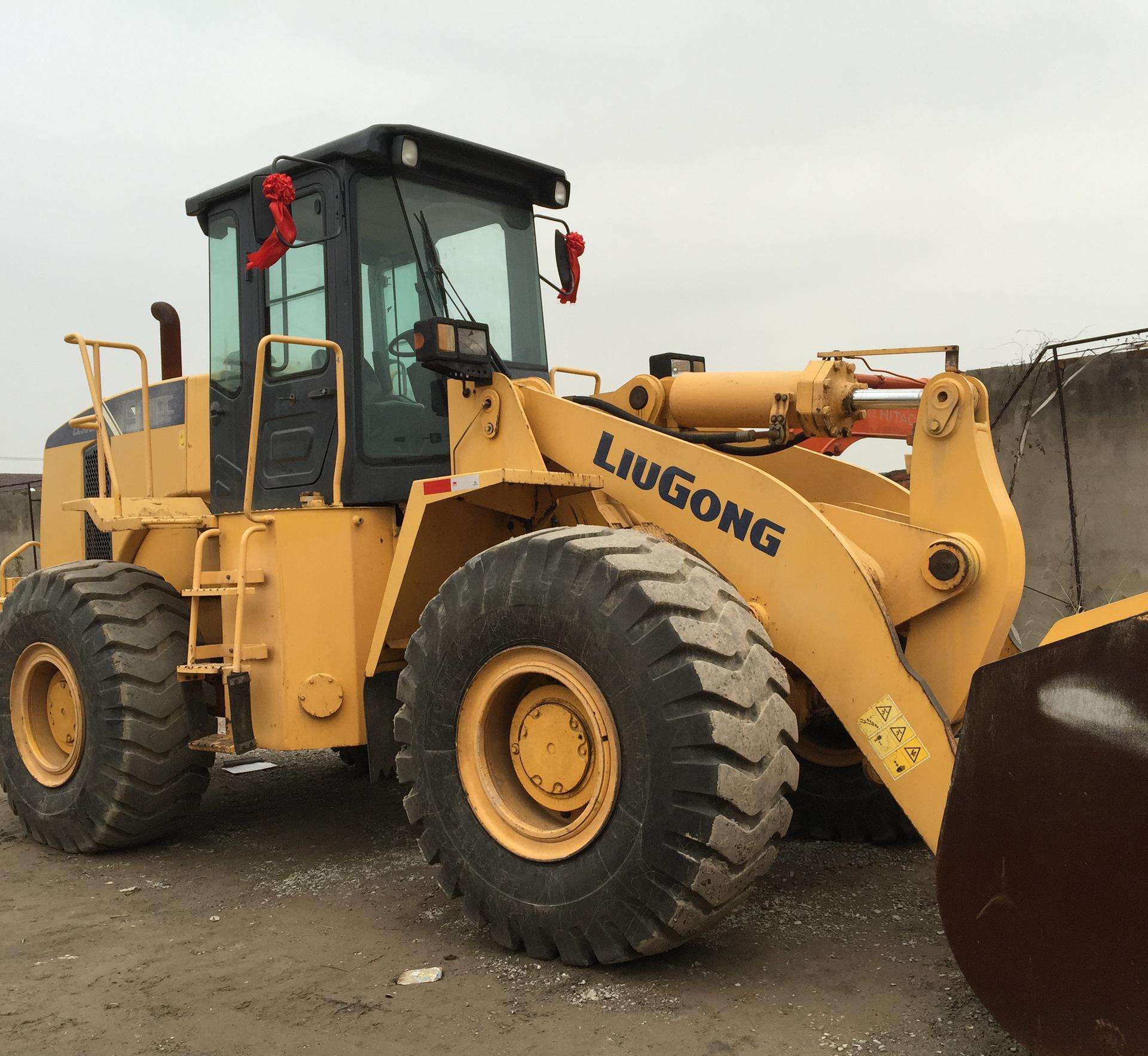 兰州学铲车要多少钱?附铲车培训费用清单