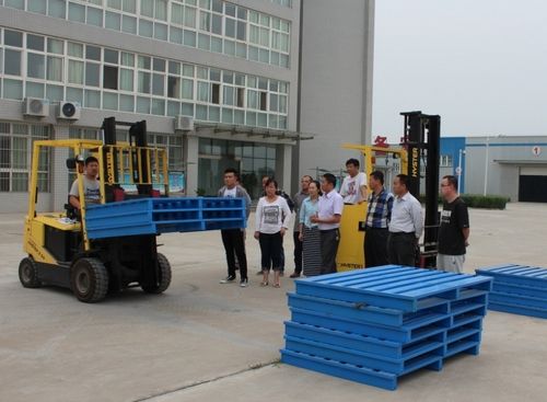 西安学习叉车多少钱,西安叉车培训