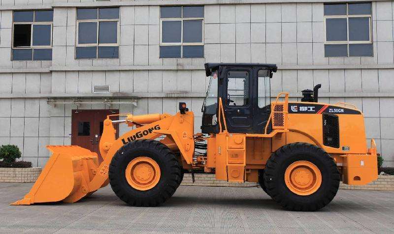 【兰州职业学校】兰州学铲车到哪个学校