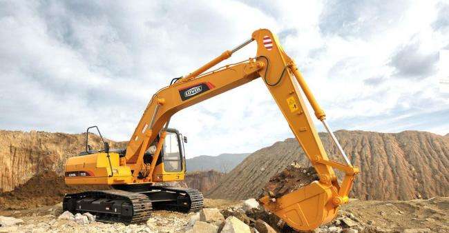 成都哪里可以学挖掘机？学费是多少