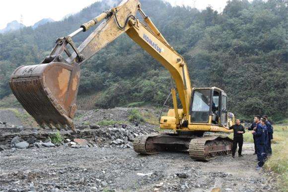 成都学挖掘机培训学校在哪里