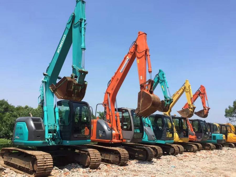 成都这边挖掘机培训哪家好