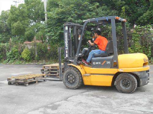 成都学叉车多久能学会