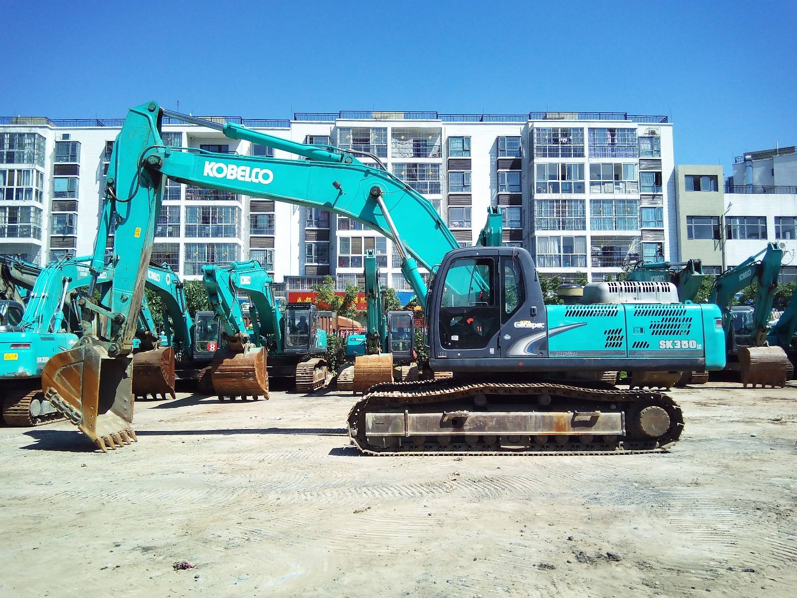 西安年纪大能去学挖掘机吗