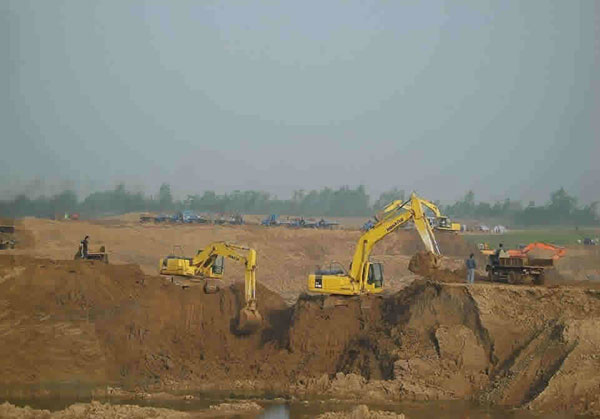 西安挖掘机培训学校学费