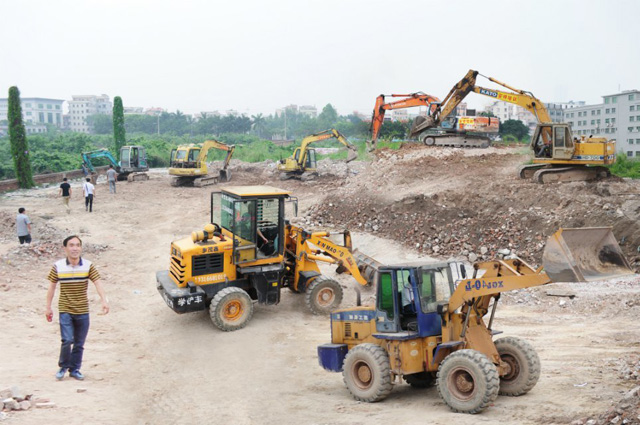 西安挖掘机学校会分配工作吗