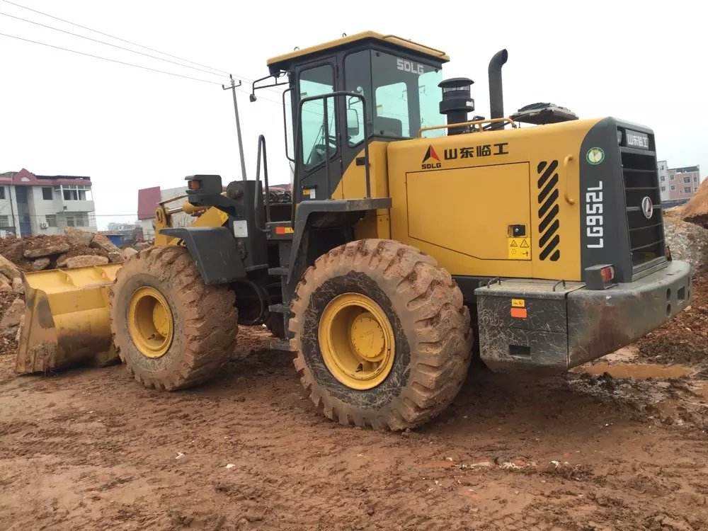 【西安装载机学校】西安装载机培训学校怎么选有这两招就够了