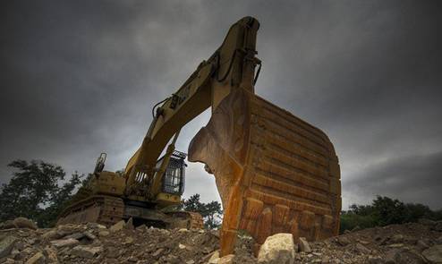 成都挖掘机培训:在成都开挖机一个月有多少钱