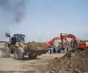 【兰州挖掘机学校】兰州学挖掘机有前途吗挖掘机司机工资高吗