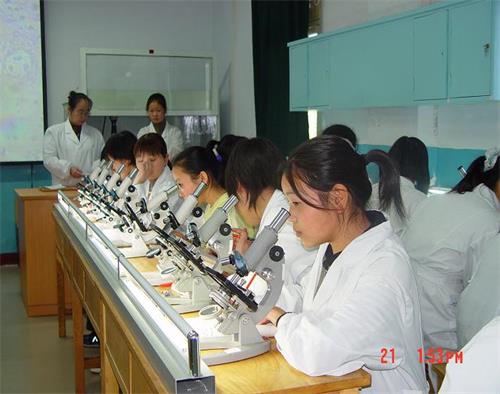 西安市卫生学校医学检验技术专业