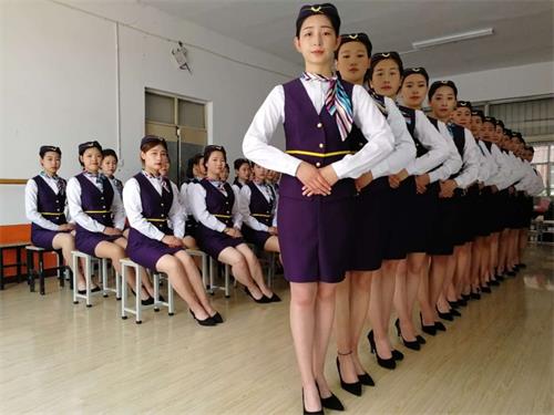 山西大众高级技工学校高铁乘务专业