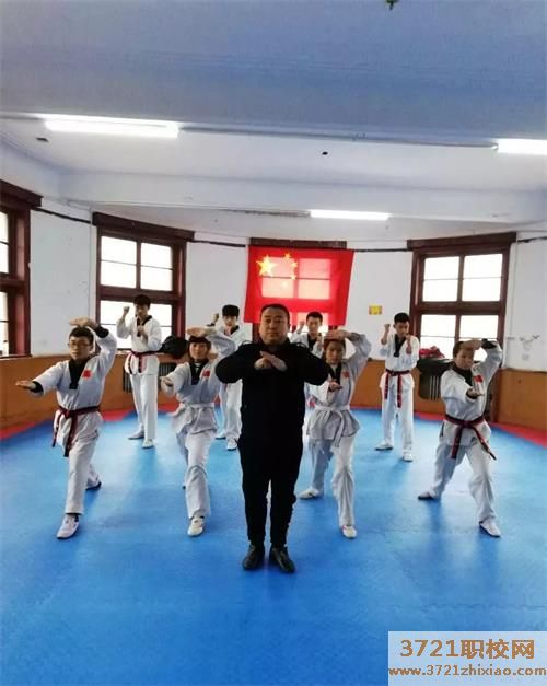 【太原武术学校】山西三飞技工学校休闲体育（武术）专业