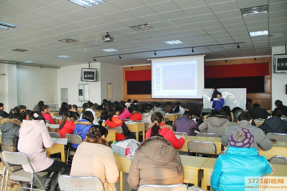 山西省中专工贸学校学校电话