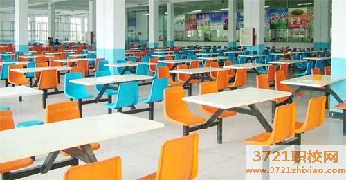 山西省四方中等技术学校食堂图片