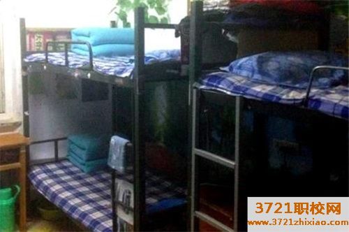 【太原职业学校】山西大昌汽车学校宿舍与食堂条件
