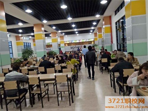 山西盛世餐饮旅游技工学校食堂情况