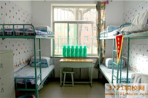 太原铁路中专机械学校宿舍食堂