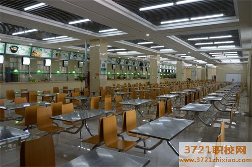 宁夏地质工程学校食堂条件