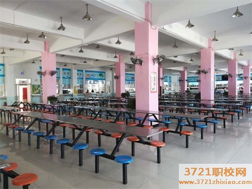 陕西航天技师学院食堂情况