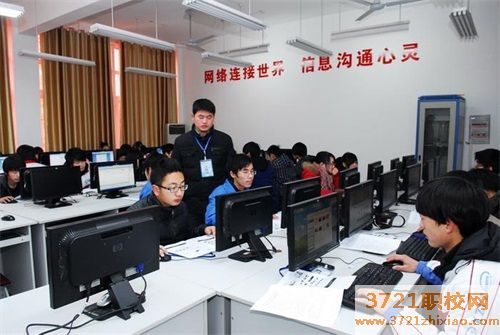 济南神州飞机场技术学院网站网址是哪个