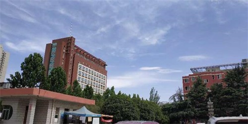 河南省商务学校招生办电话多少