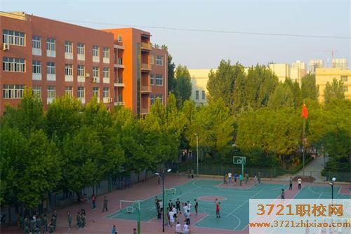 河南省工业设计学校学费及收费标准