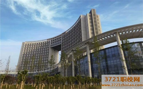 郑州市经济贸易学校学费及收费标准