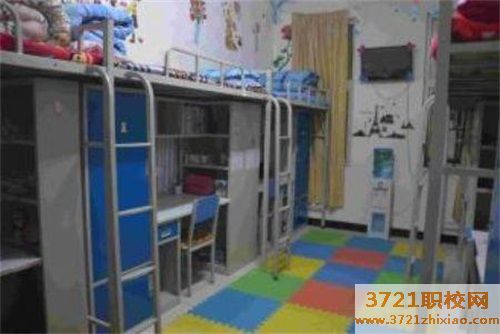 【郑州技师学院】郑州商业技师学院的宿舍条件和食堂情况
