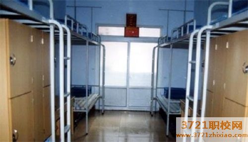 河南省电子科技学校的宿舍条件