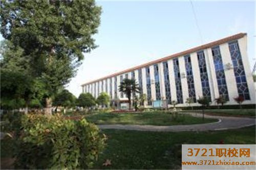 西安齐力铁路学校学费及收费标准