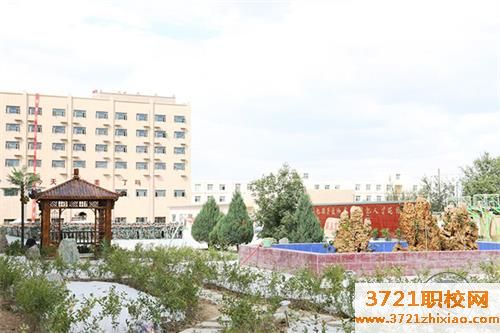 【兰州技校】甘肃轨道交通运输技工学校学费及收费标准