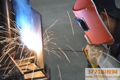【兰州焊接学校】兰州理工中等学校焊接技术应用专业