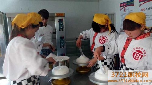 【太原职业学校】山西国际面食学校的招生电话和联系方式