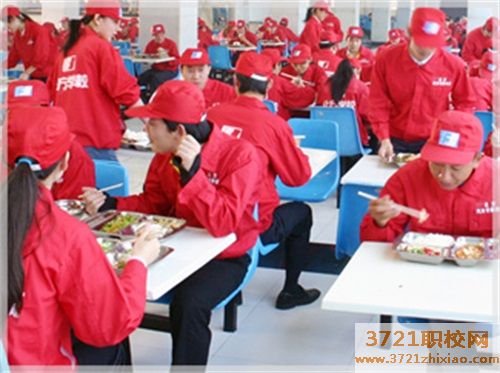 西安北方汽车专修学校食堂情况