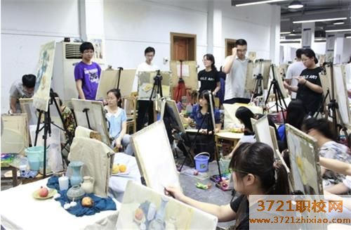 【郑州职业学校】郑州美术学校美工设计专业