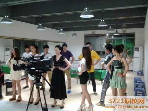 【郑州影视表演学校】郑州美术学校影视表演专业